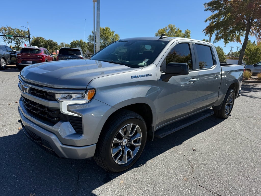 2023 Chevrolet Silverado RST
