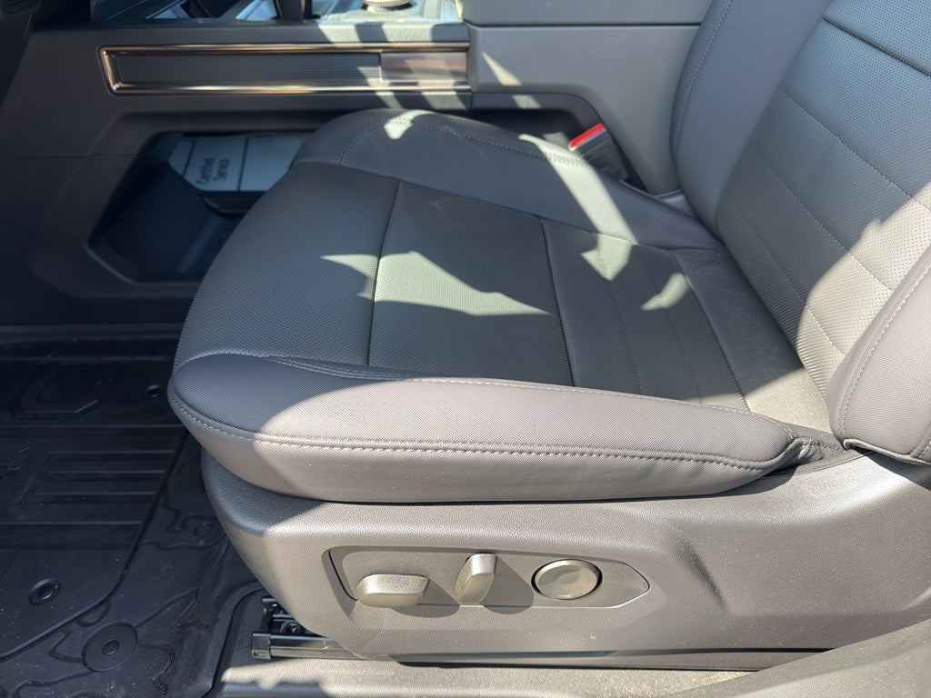 2025 GMC HUMMER EV SUV 2X