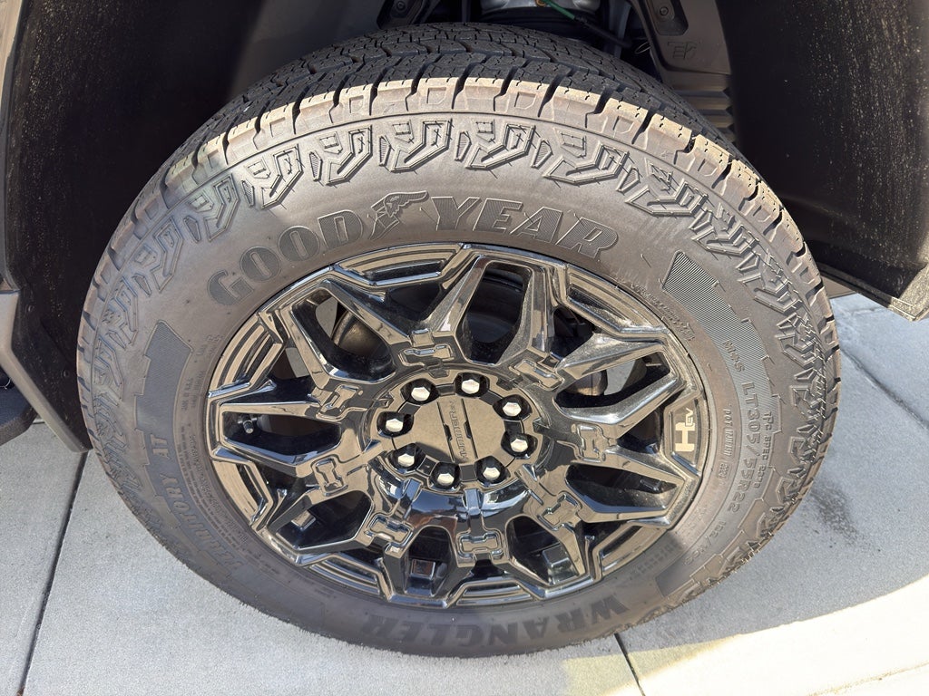 2025 GMC HUMMER EV SUV 2X