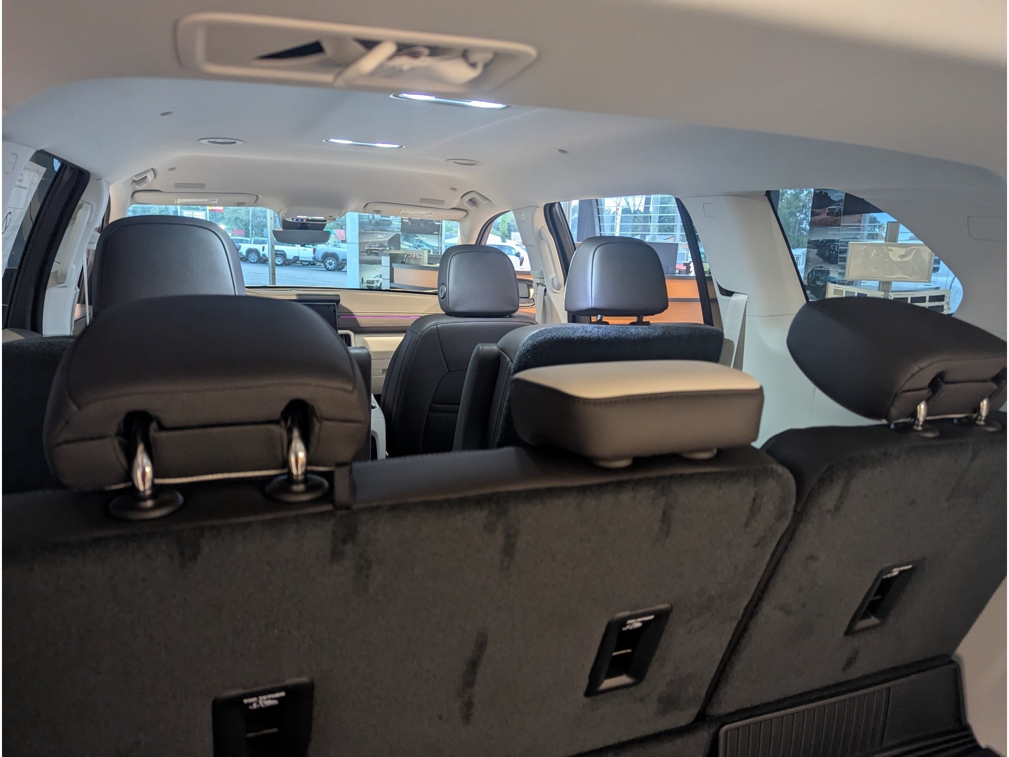 2027 GMC Acadia Denali