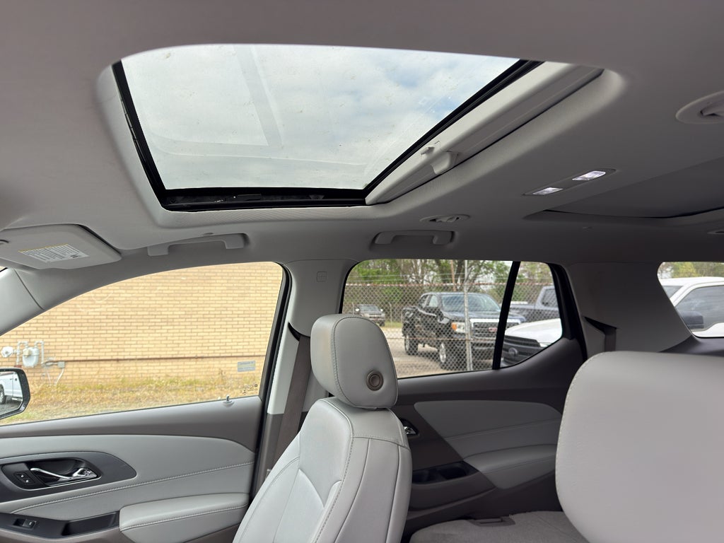 2021 Chevrolet Traverse Premier