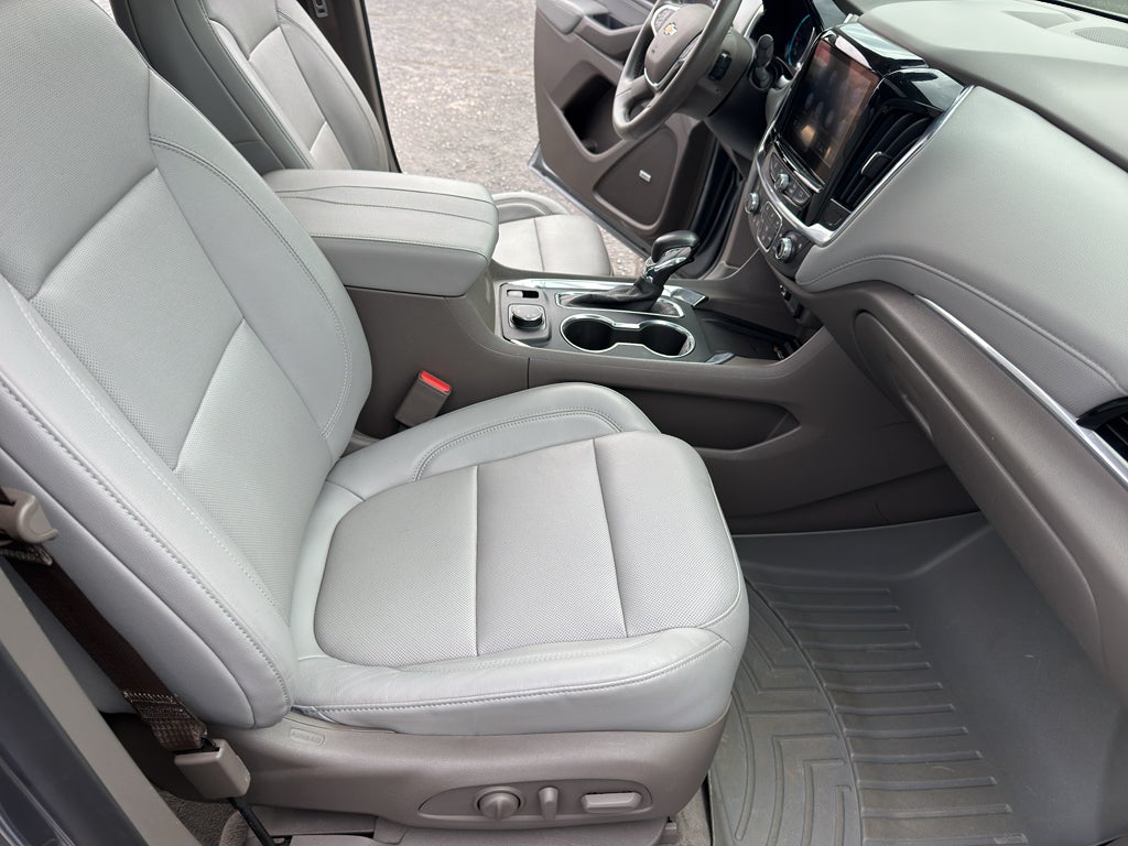 2021 Chevrolet Traverse Premier