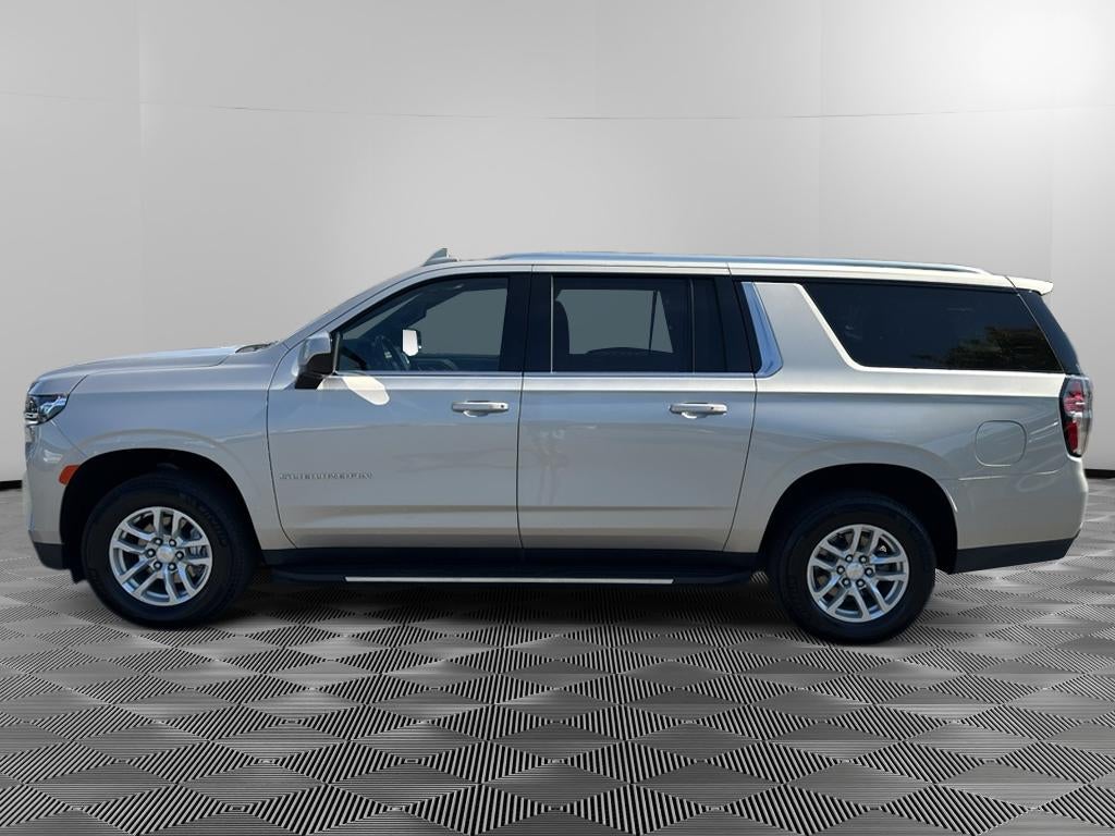 2024 Chevrolet Suburban LT