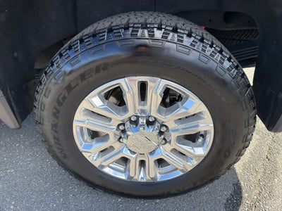 2023 GMC Sierra Denali