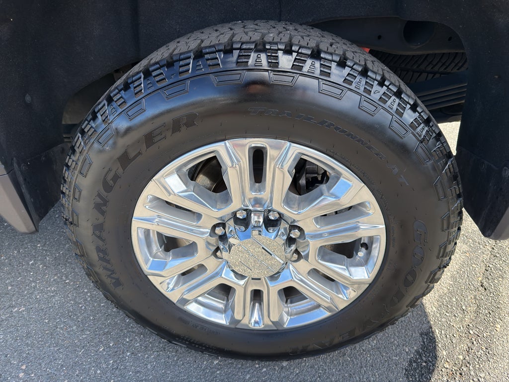 2023 GMC Sierra Denali