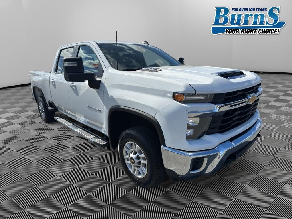 2024 Chevrolet Silverado LT