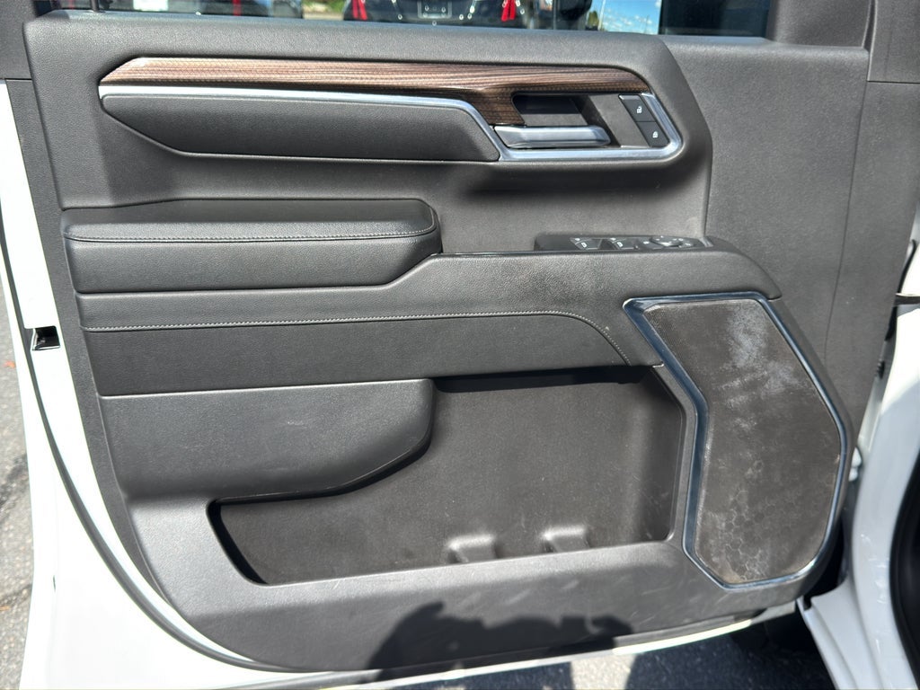 2024 Chevrolet Silverado LT