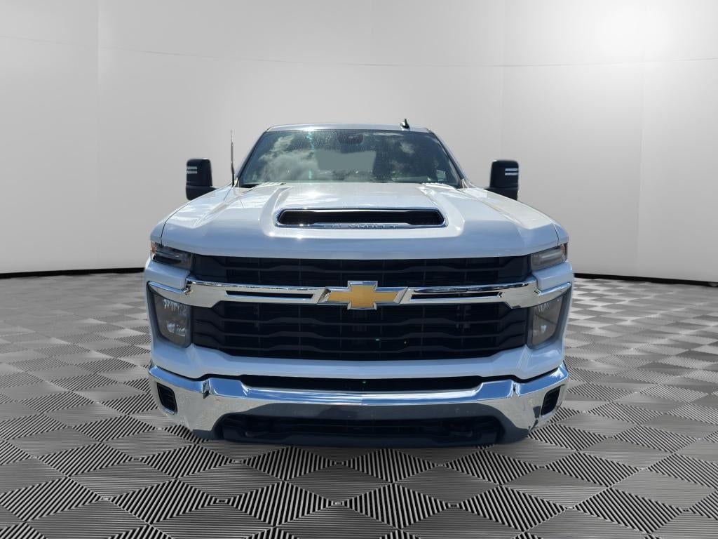 2024 Chevrolet Silverado LT