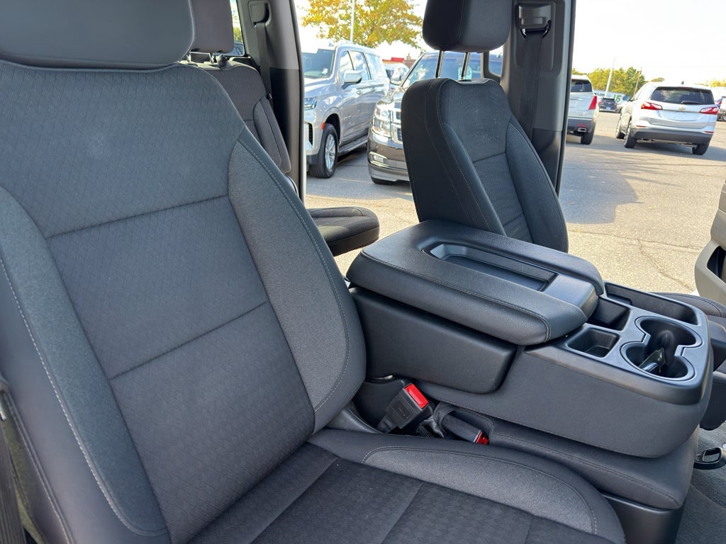 2024 Chevrolet Silverado LT