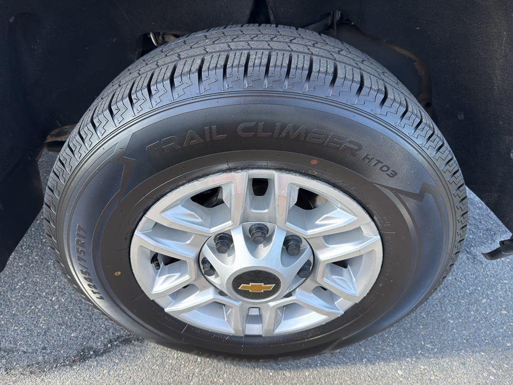 2024 Chevrolet Silverado LT