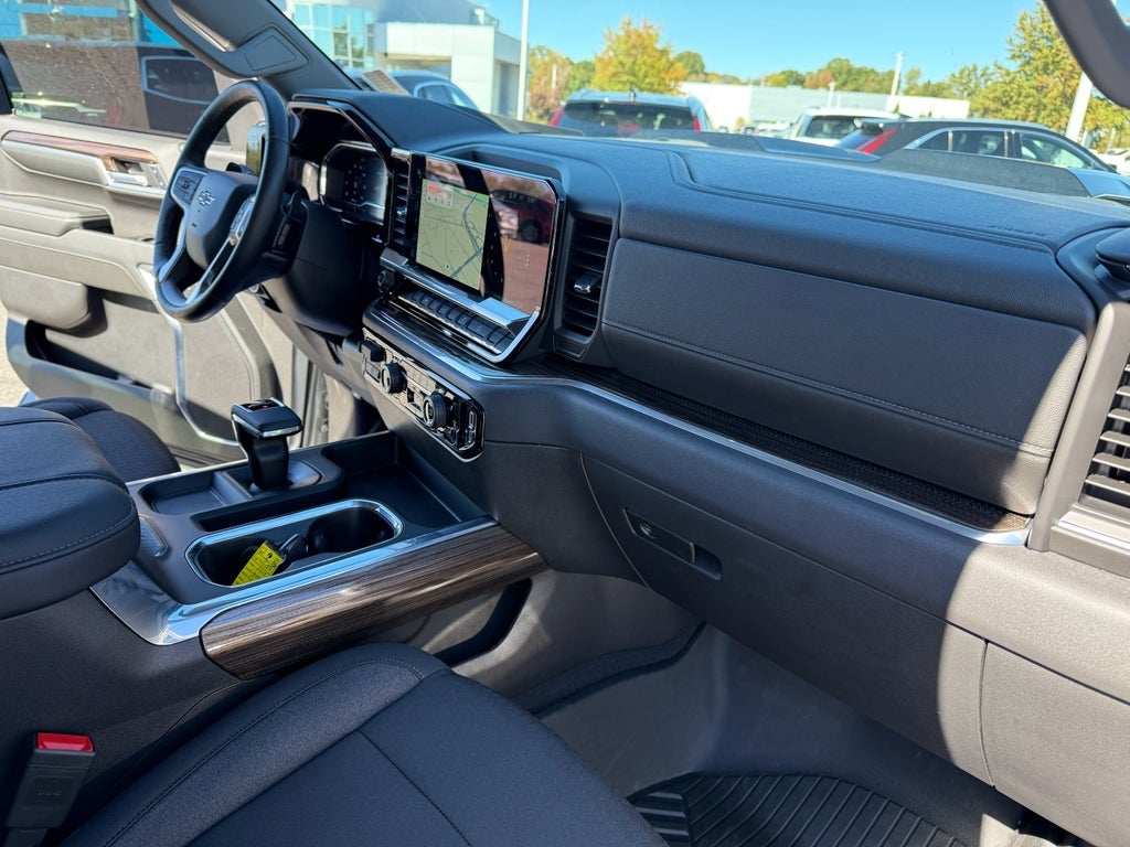 2024 Chevrolet Silverado LT Trail Boss