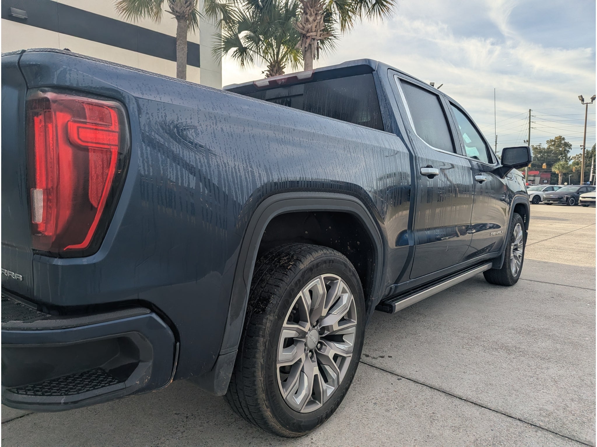 2023 GMC Sierra Denali