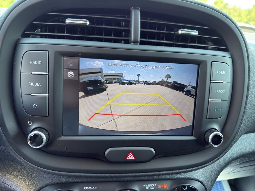 2025 Kia Soul Base
