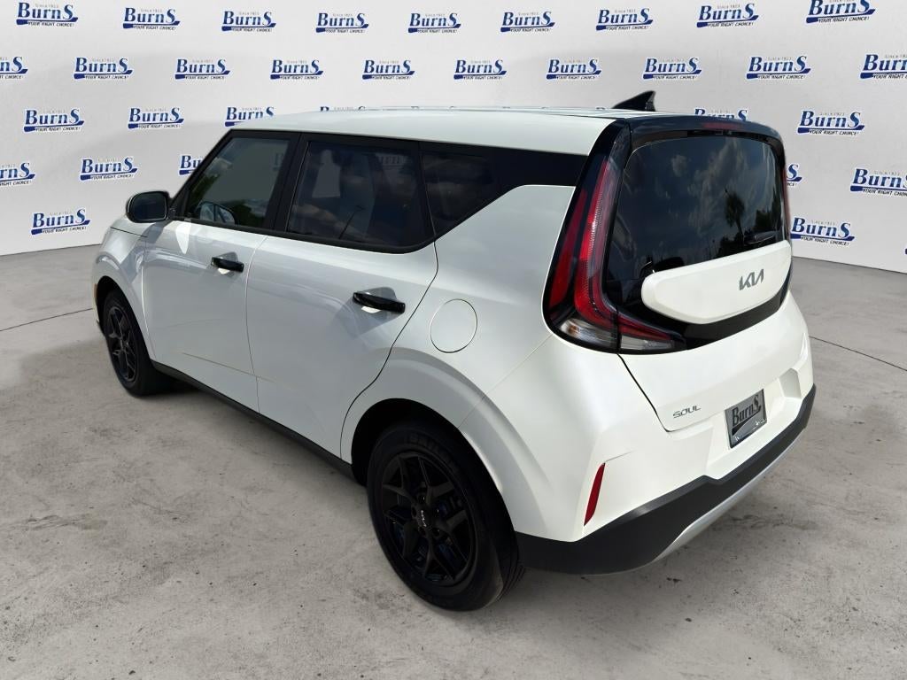 2025 Kia Soul Base