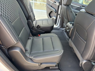 2025 GMC Acadia FWD Denali