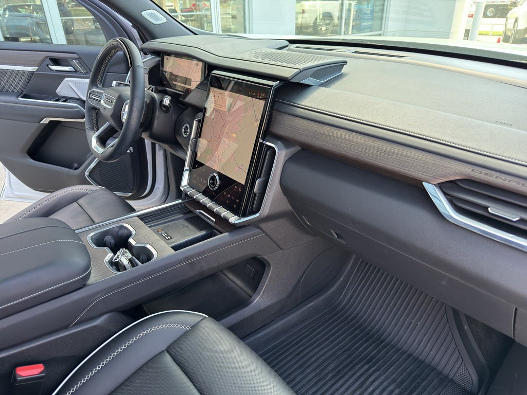 2025 GMC Acadia FWD Denali