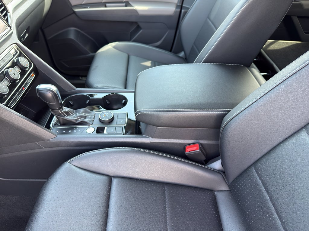 2023 Volkswagen Atlas 2.0T SE w/Technology