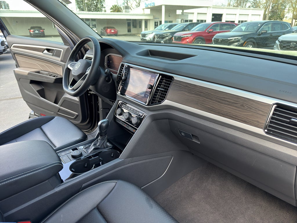 2023 Volkswagen Atlas 2.0T SE w/Technology