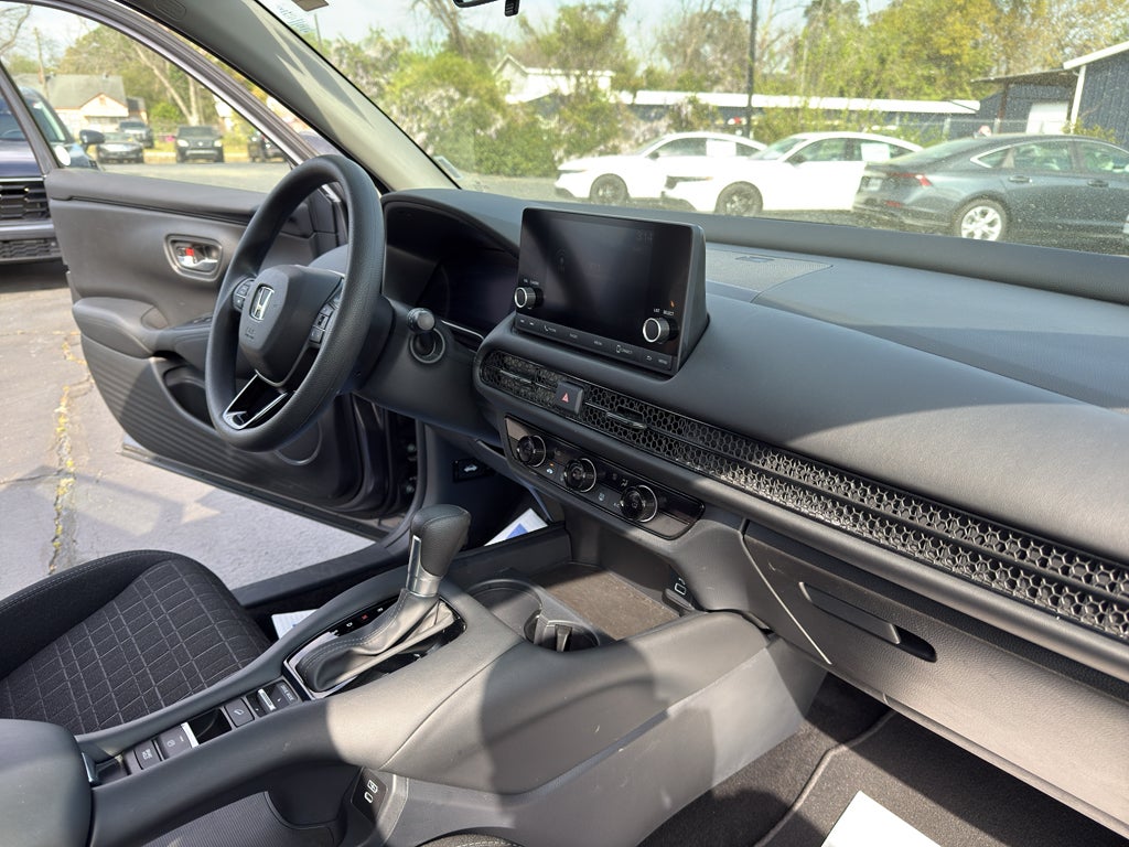 2025 Honda HR-V 2WD LX