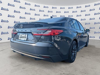 2025 Toyota Camry Hybrid SE