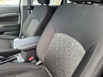 2025 Mitsubishi Outlander Sport S