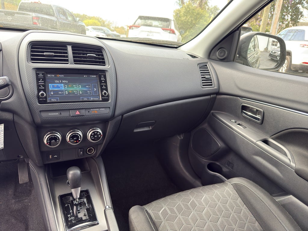 2025 Mitsubishi Outlander Sport S