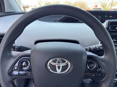 2022 Toyota Prius LE