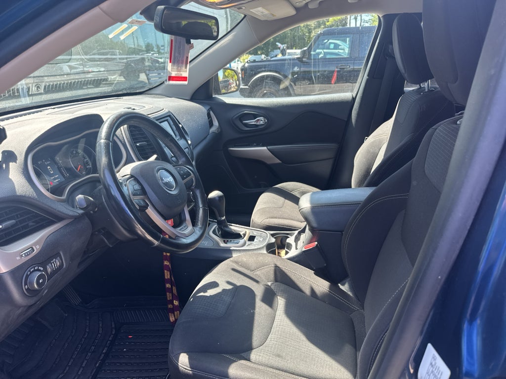 2018 Jeep Cherokee Base