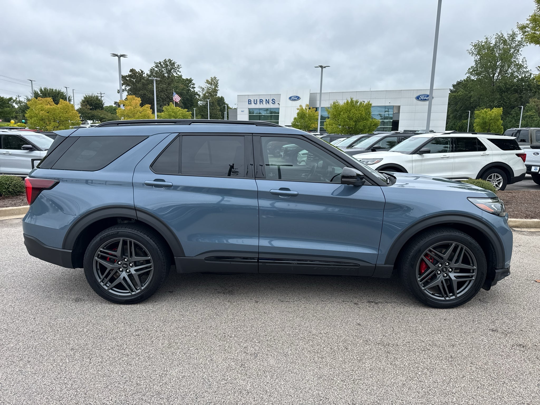2025 Ford Explorer ST