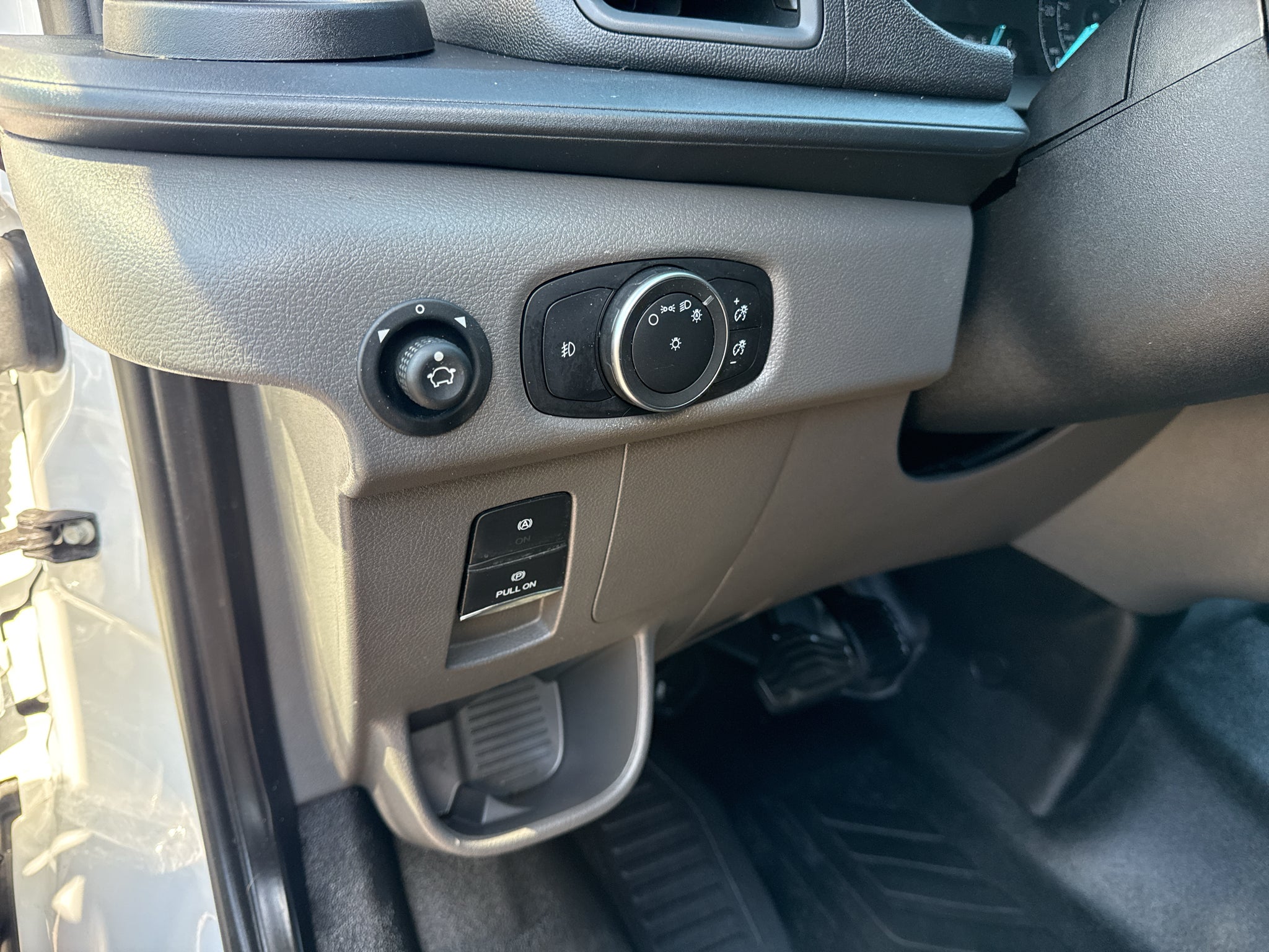 2025 Ford Transit Van Base