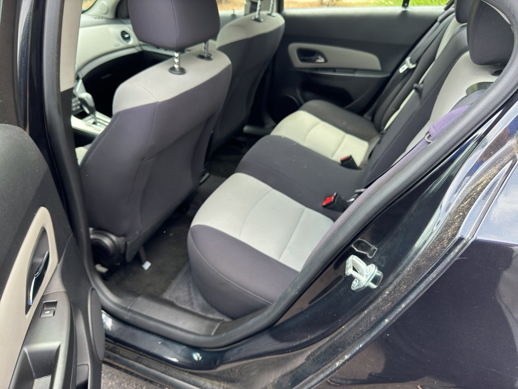 2013 Chevrolet Cruze 1LS