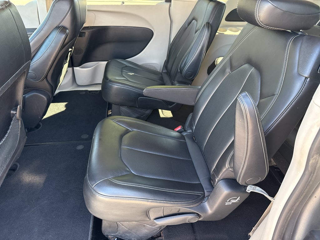 2020 Chrysler Voyager LXI