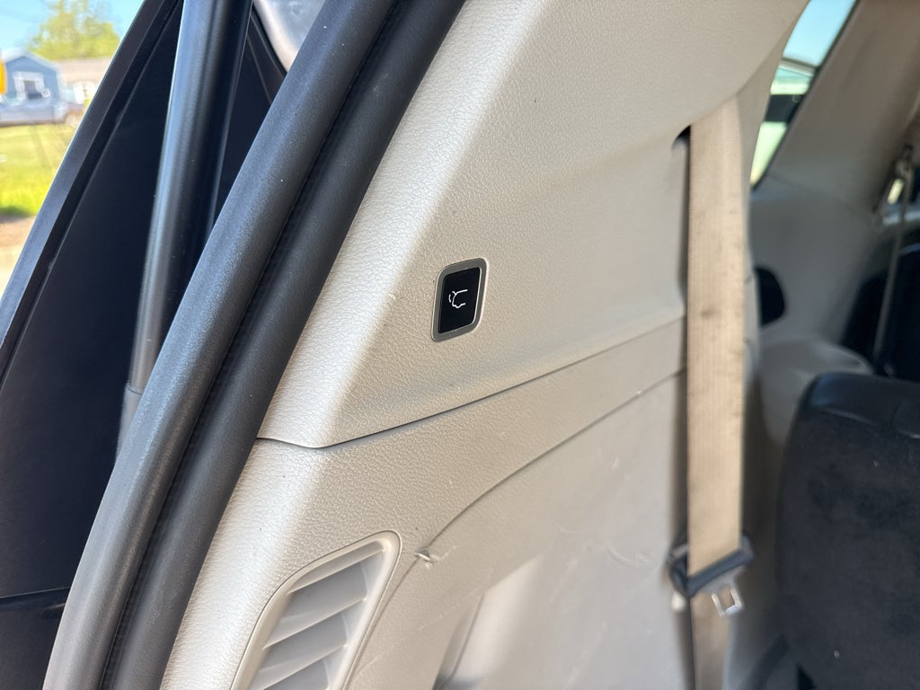 2020 Chrysler Voyager LXI