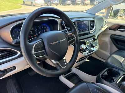 2020 Chrysler Voyager LXI