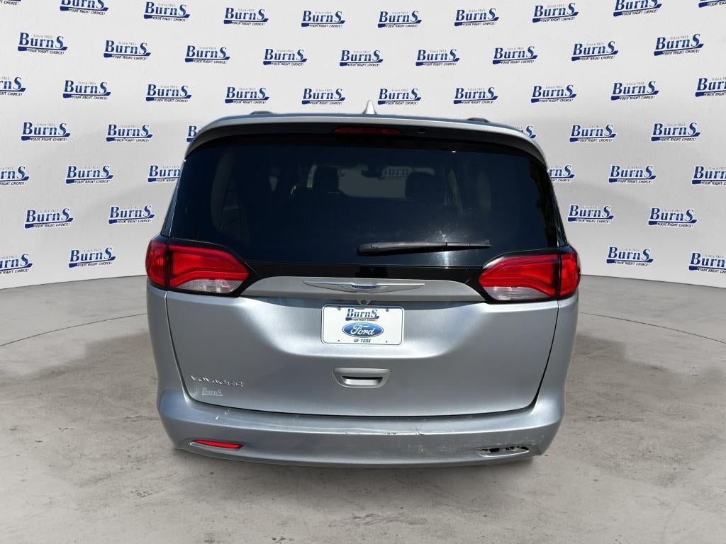 2020 Chrysler Voyager LXI