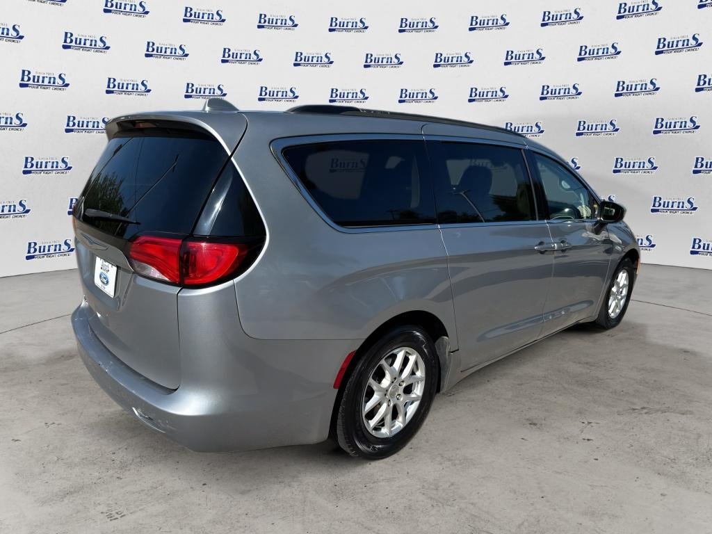 2020 Chrysler Voyager LXI
