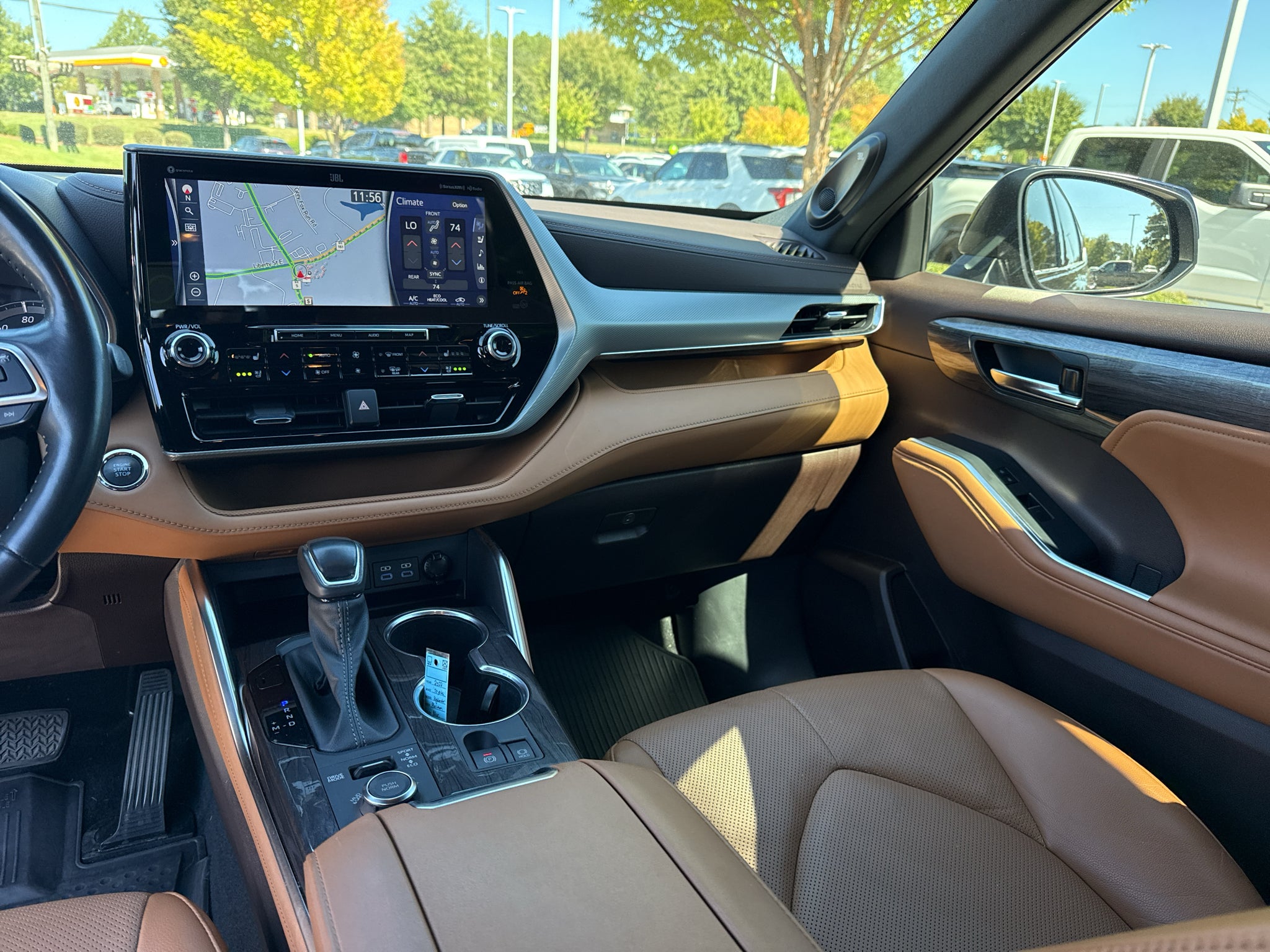 2022 Toyota Highlander Platinum
