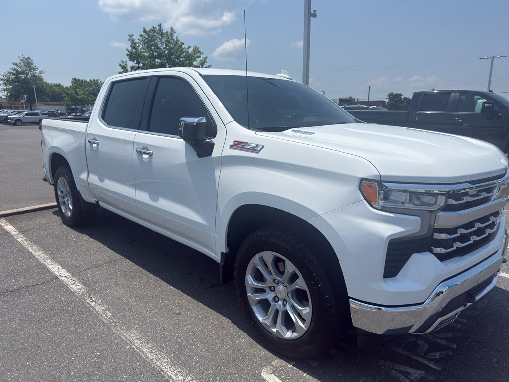 2025 Chevrolet Silverado 1500 LTZ