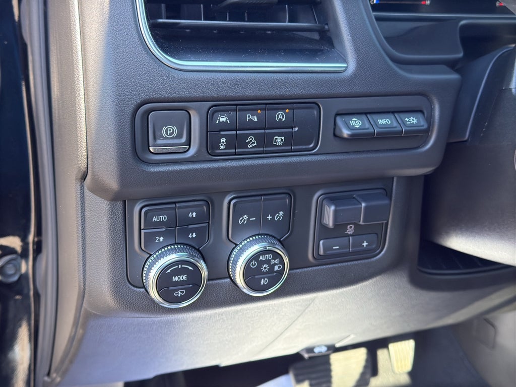 2023 GMC Yukon AT4