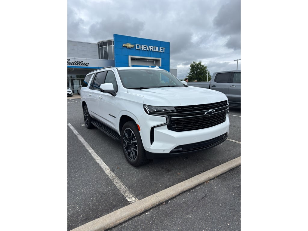 2022 Chevrolet Suburban RST