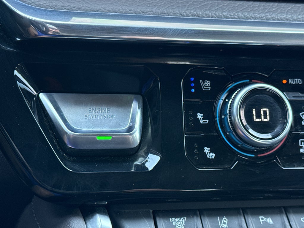 2025 GMC Sierra 3500 HD Denali
