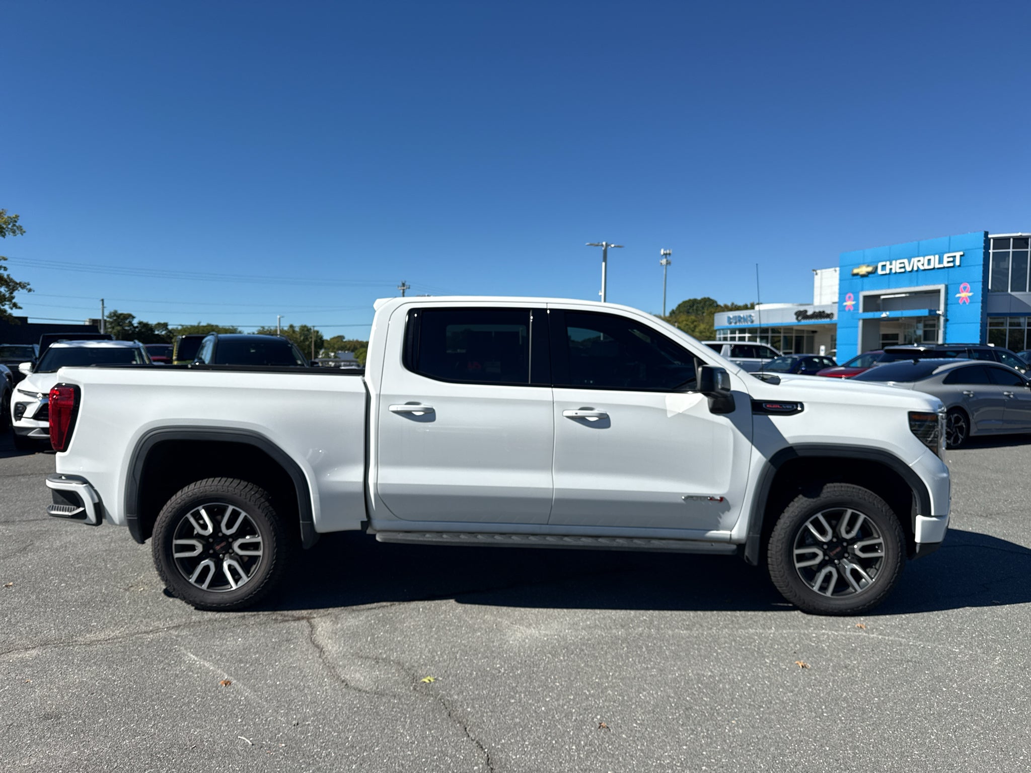 2024 GMC Sierra 1500 AT4