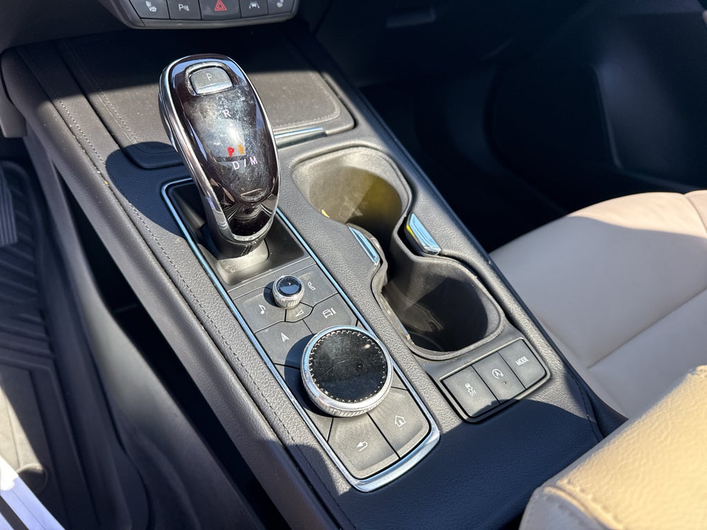 2024 Cadillac XT4 Luxury