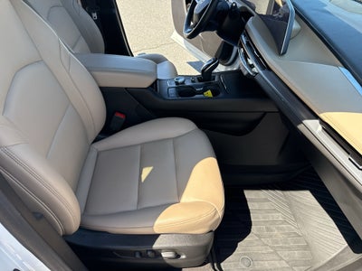 2024 Cadillac XT4 Luxury