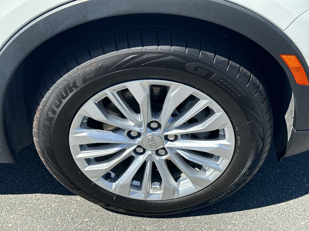 2024 Cadillac XT4 Luxury