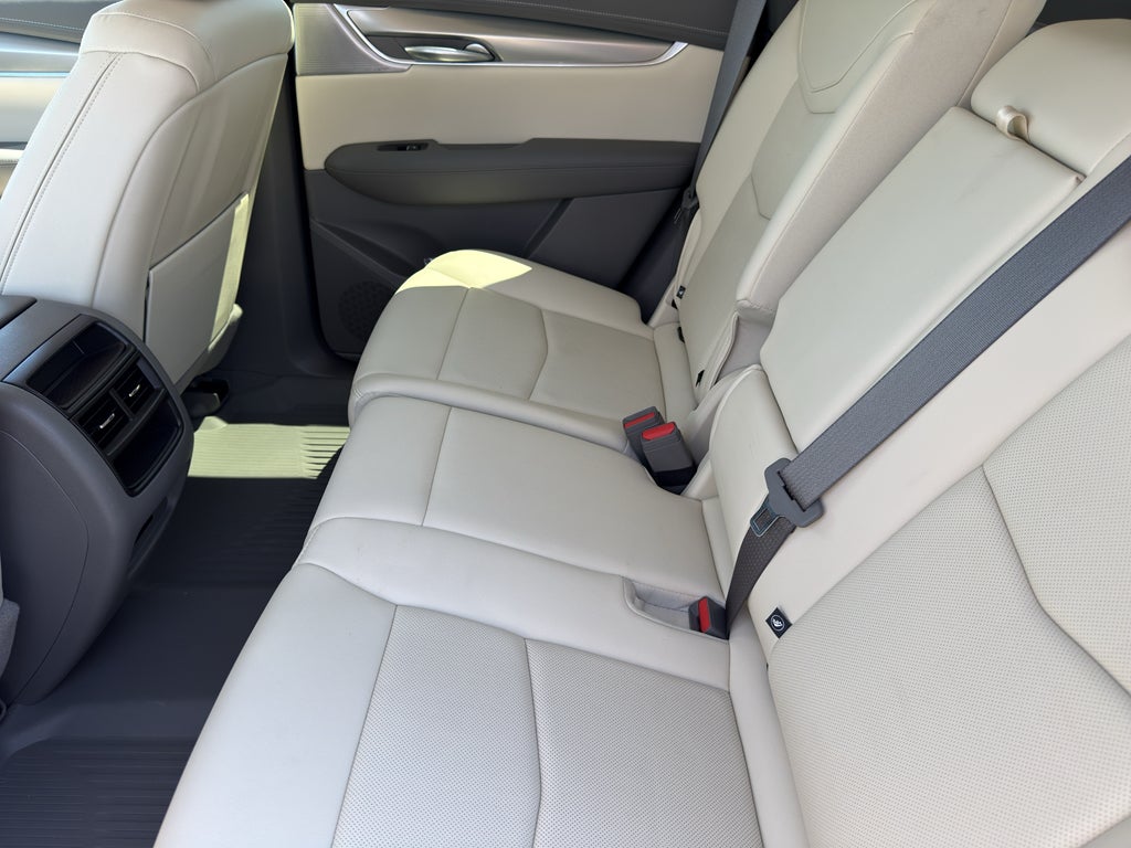 2023 Cadillac XT5 FWD Premium Luxury