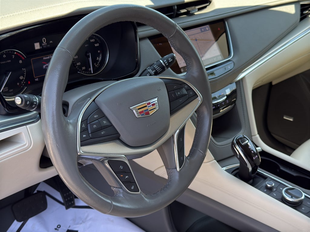 2023 Cadillac XT5 FWD Premium Luxury