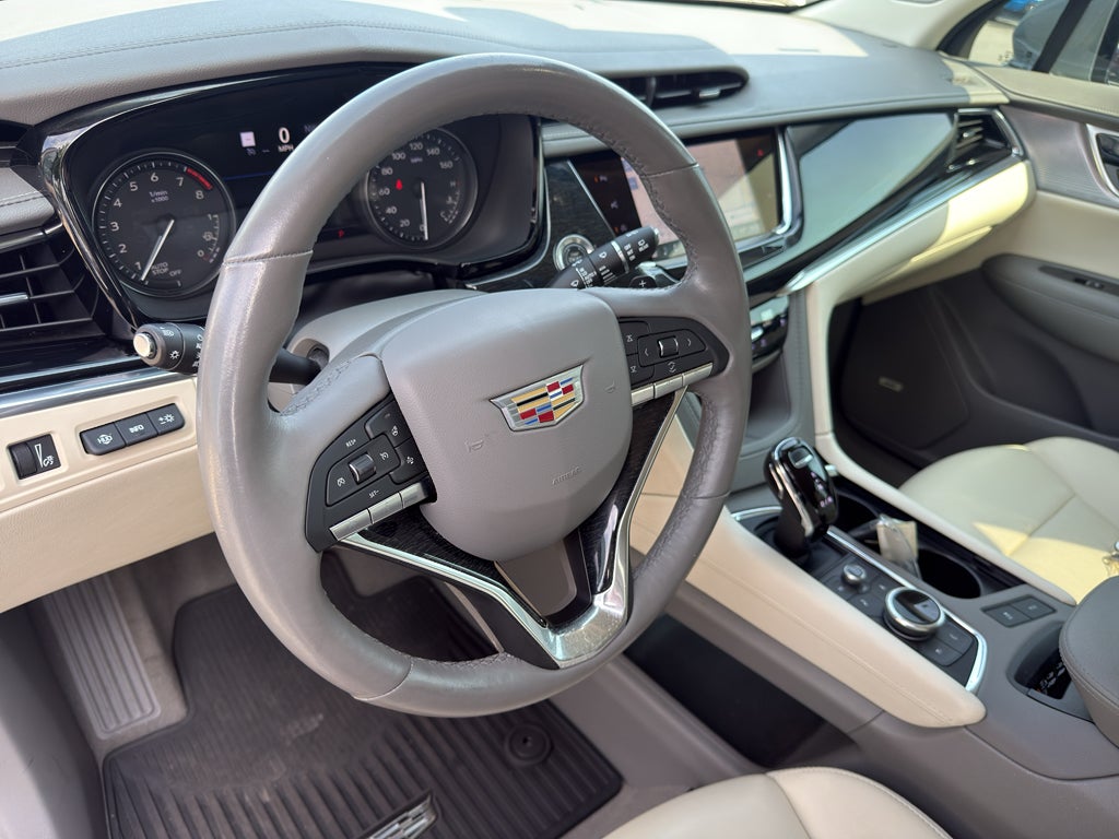 2023 Cadillac XT6 Premium Luxury