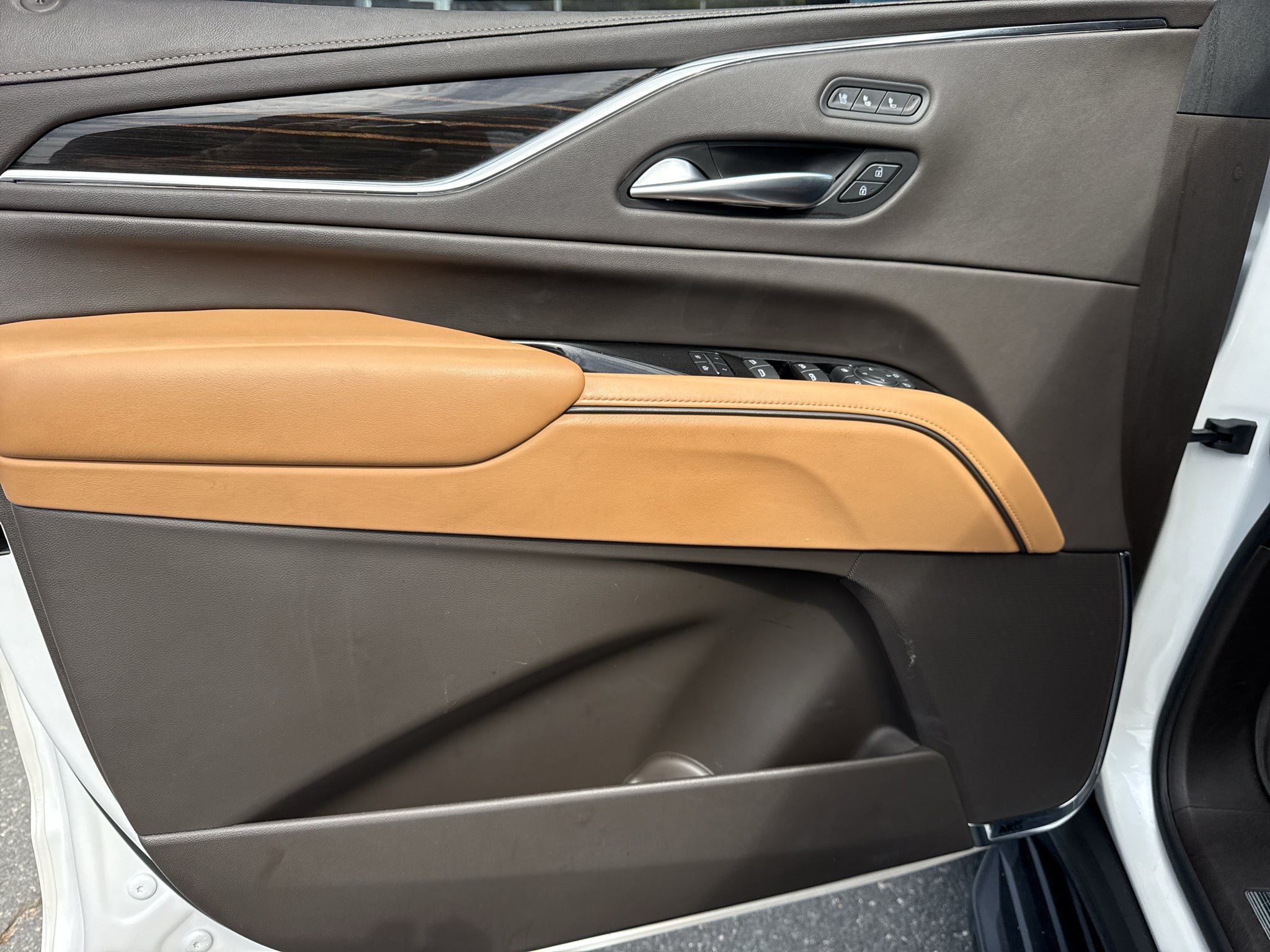 2023 Cadillac Escalade 4WD Premium Luxury