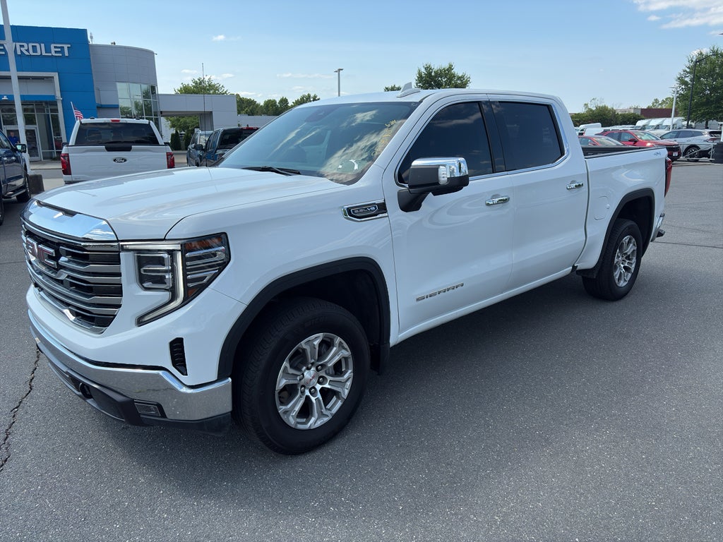 2025 GMC Sierra 1500 SLT
